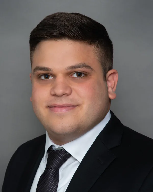 Nuriel Elisha, Associate Agent